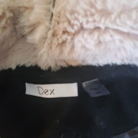 DeX Blazer - Picture 2 of 3